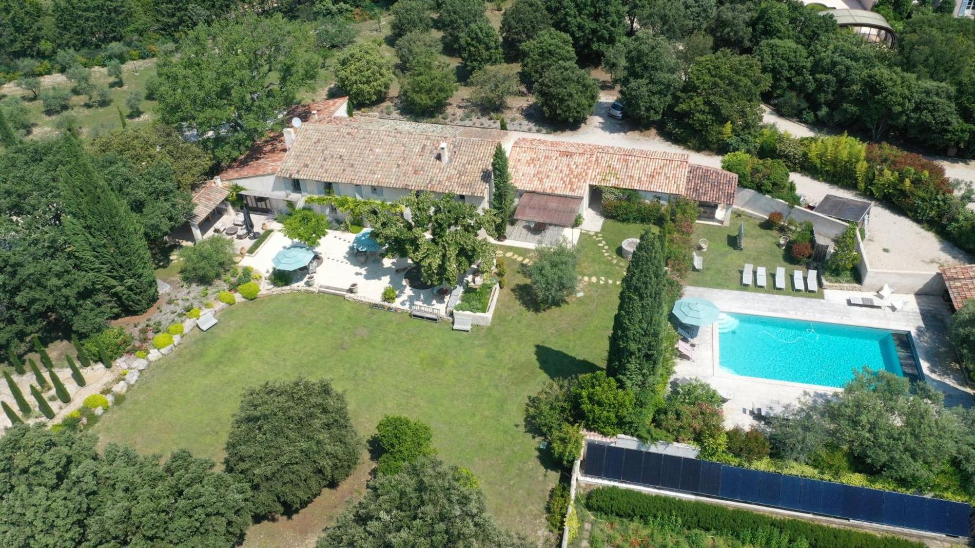 Les Jardins De Sitaara Bed & Breakfast Cucuron Luaran gambar